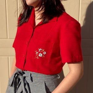 ✨SOLD✨Vintage Red Embroidered Blouse